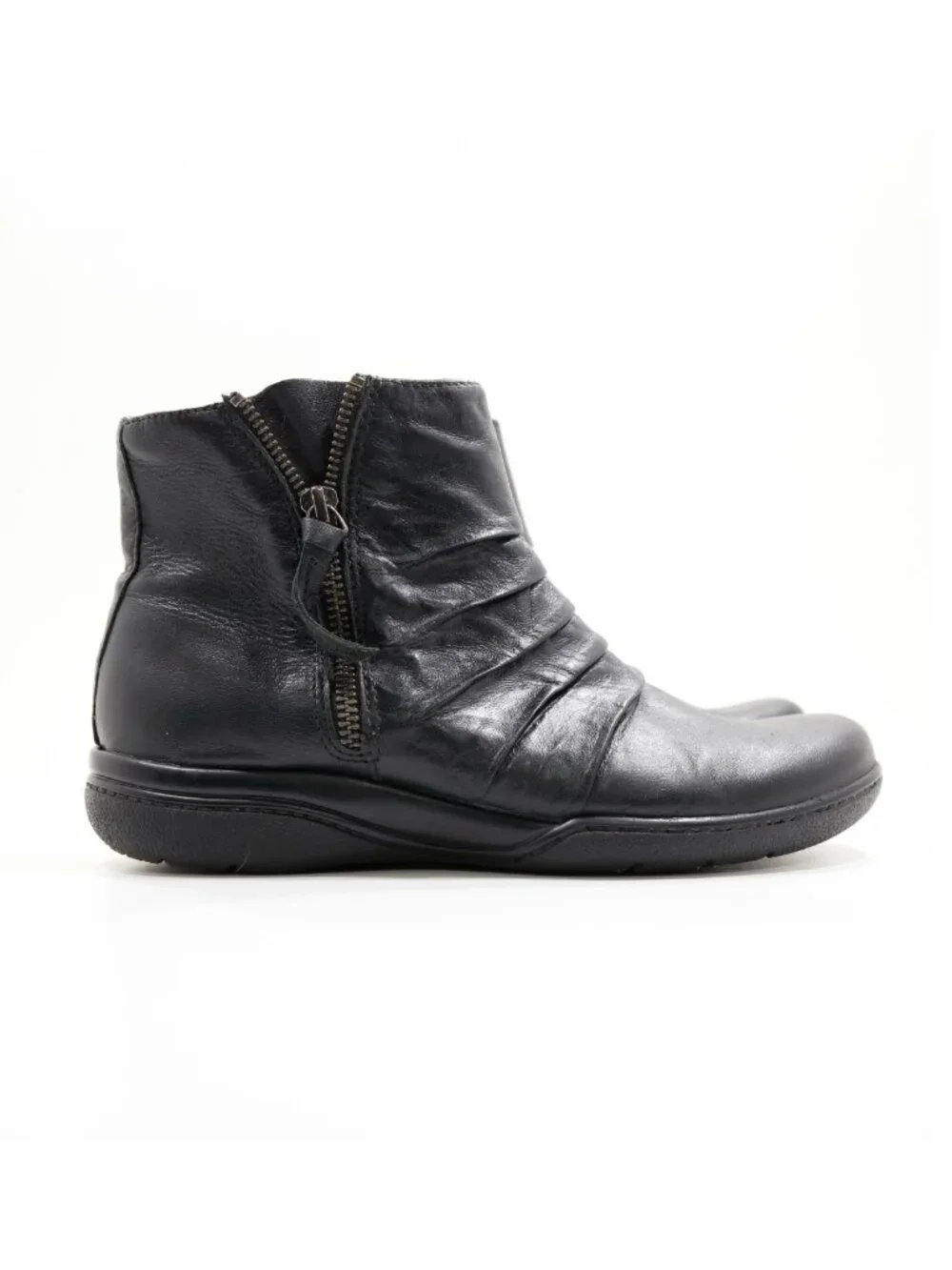 Clarks Kearns Blush Black Leather Flat Ankle Boots - Women's 7